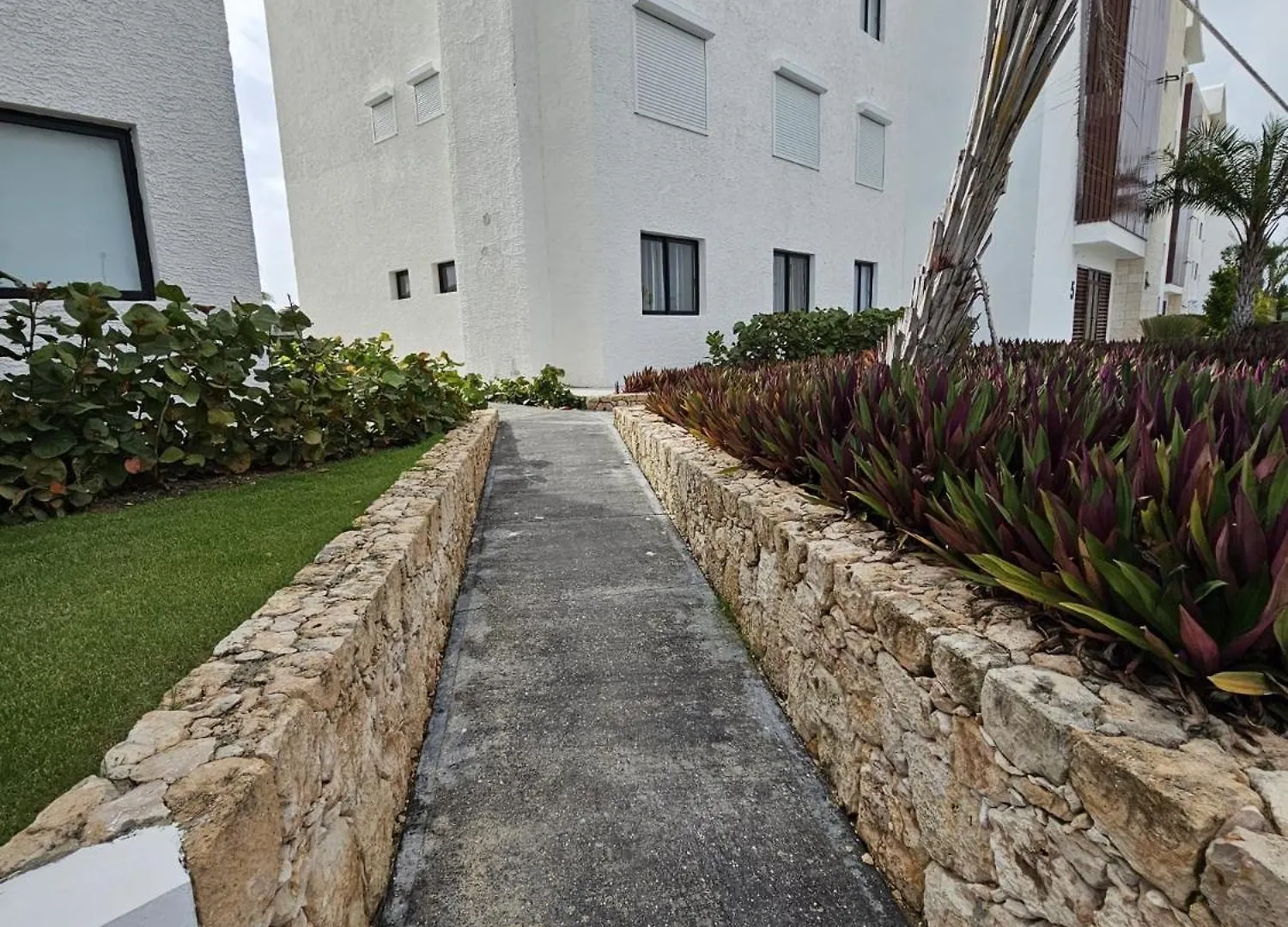 Santorinird Apartment Punta Cana 0*,